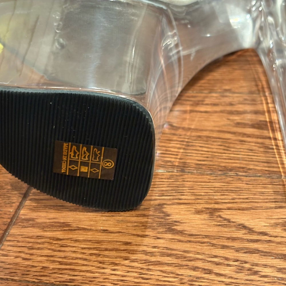 New Pleasers Women’s Clear Platform Heels - Picture 3 of 5